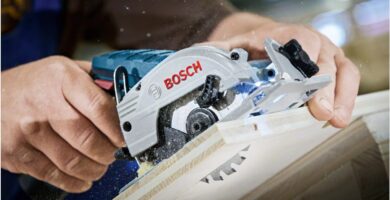 Bosch Professional 12V System GKS 12V-26 - Sierra circular a batería bodegon Sierracirculartop.com