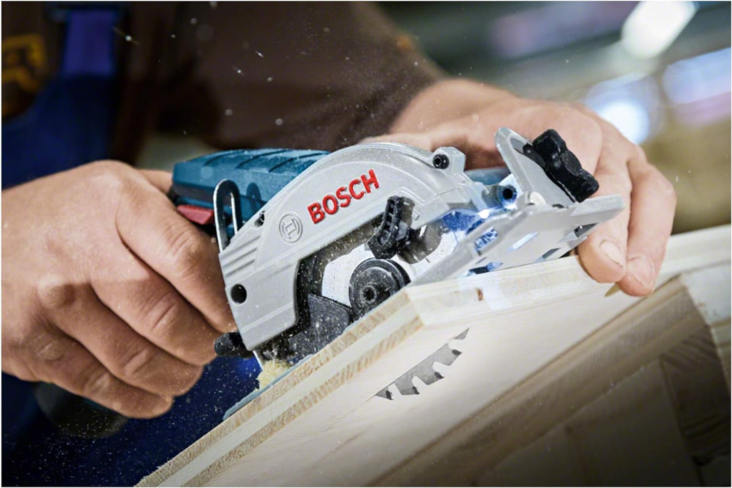 Bosch Professional 12V System GKS 12V-26 - Sierra circular a batería bodegon Sierracirculartop.com