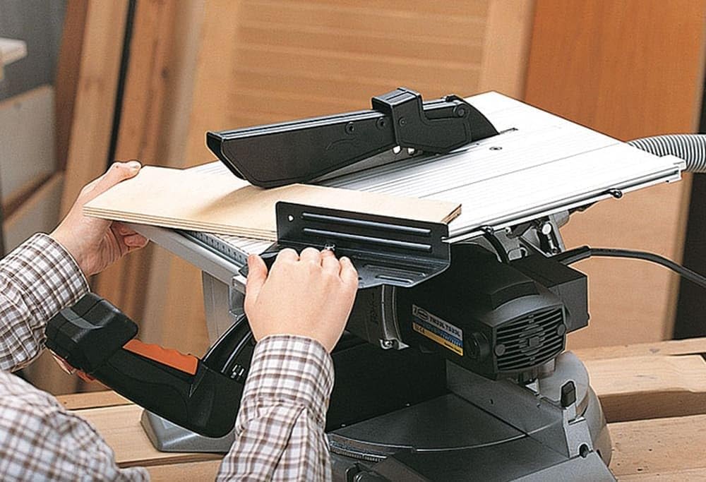 VIRUTEX 3300400 - Tronzadora abatible TM33W 48Z 230V bodegon madera sierracirculartop.com